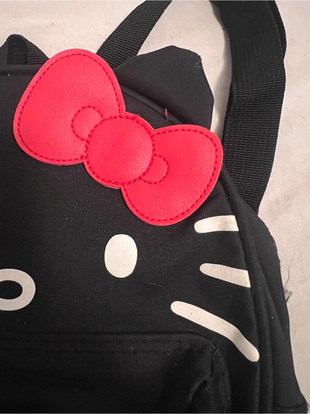 Hello Kitty mini backpack - Picture 5 of 13